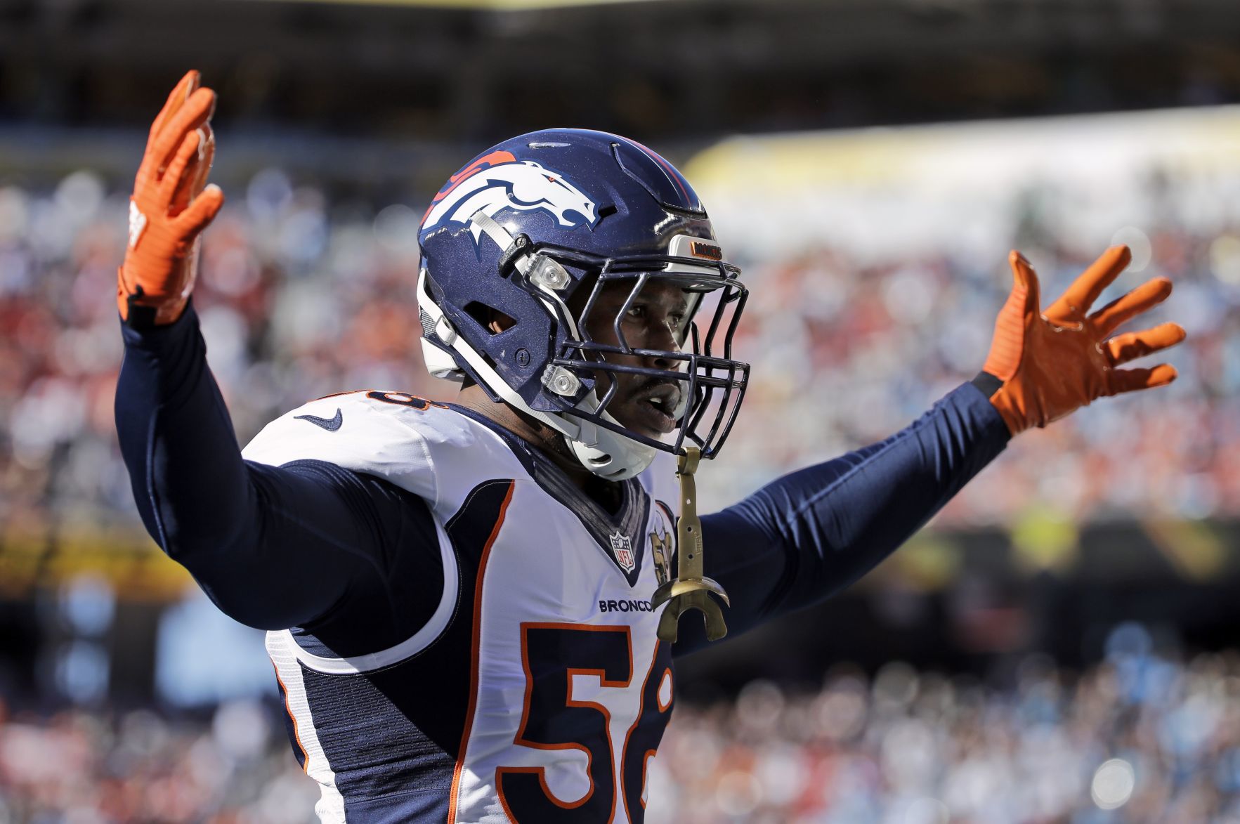 Denver: Von Miller